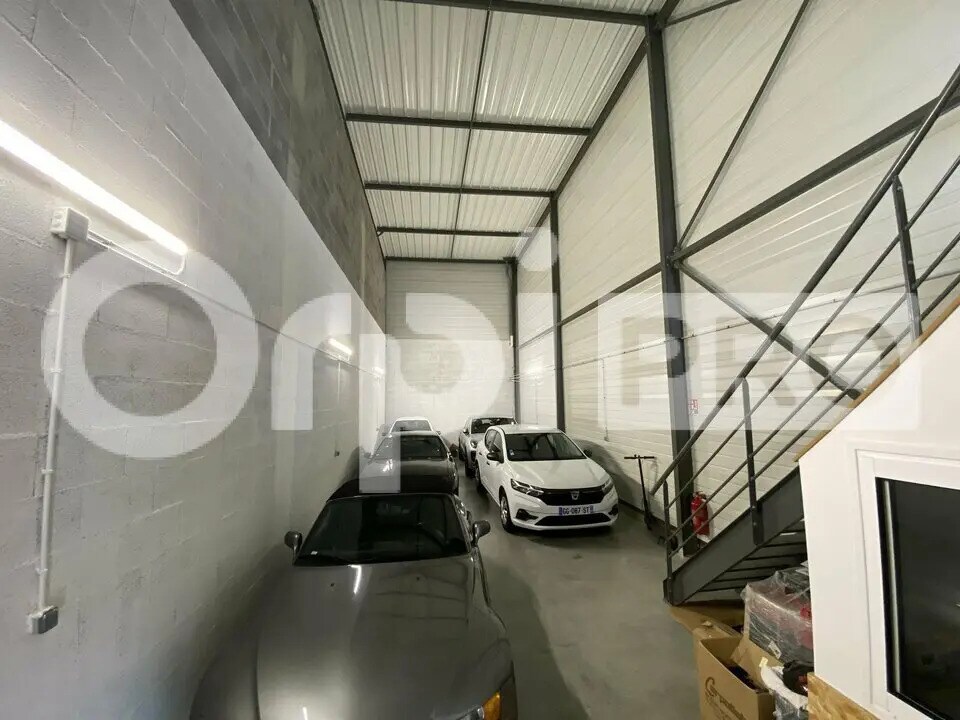 Local d'activités dans Limas à vendre Photo intérieure– Image 1 sur 4