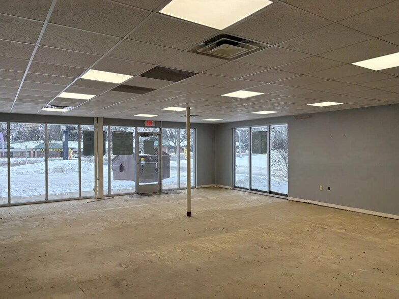 5300-5312 Eastern Ave SE, Grand Rapids, MI à louer - Photo de l’immeuble – Image 2 sur 6