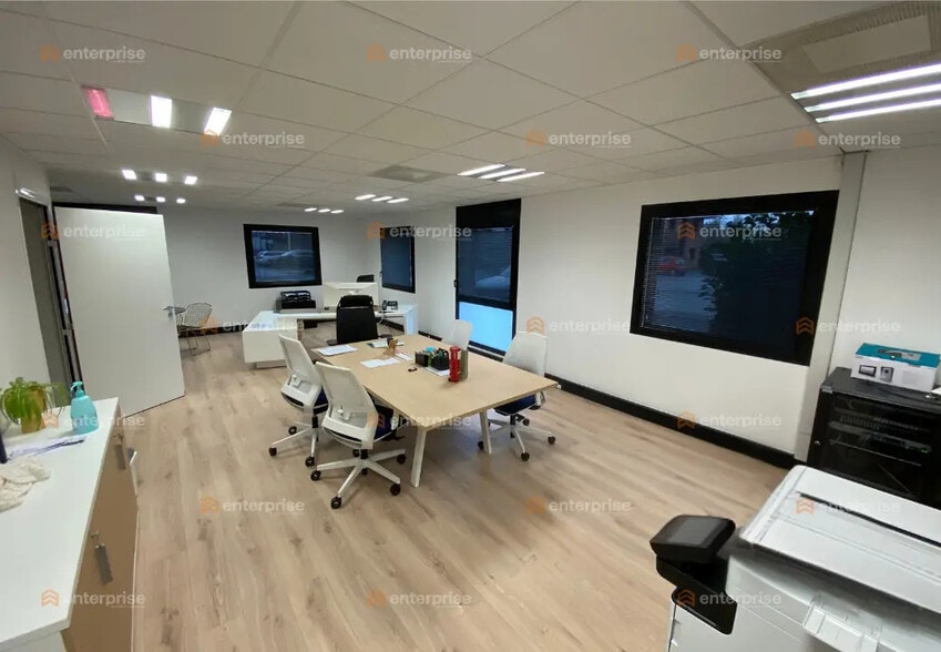 Bureau dans VILLENEUVE-D'ASCQ à louer - Photo de l’immeuble – Image 3 sur 6