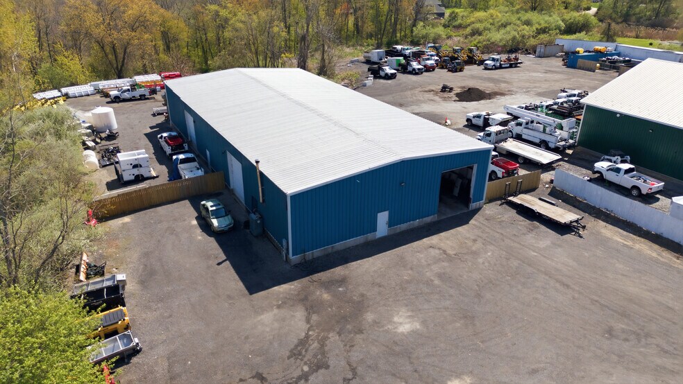 11 Tyler Dr, North Franklin, CT à vendre - Photo de l’immeuble – Image 2 sur 26