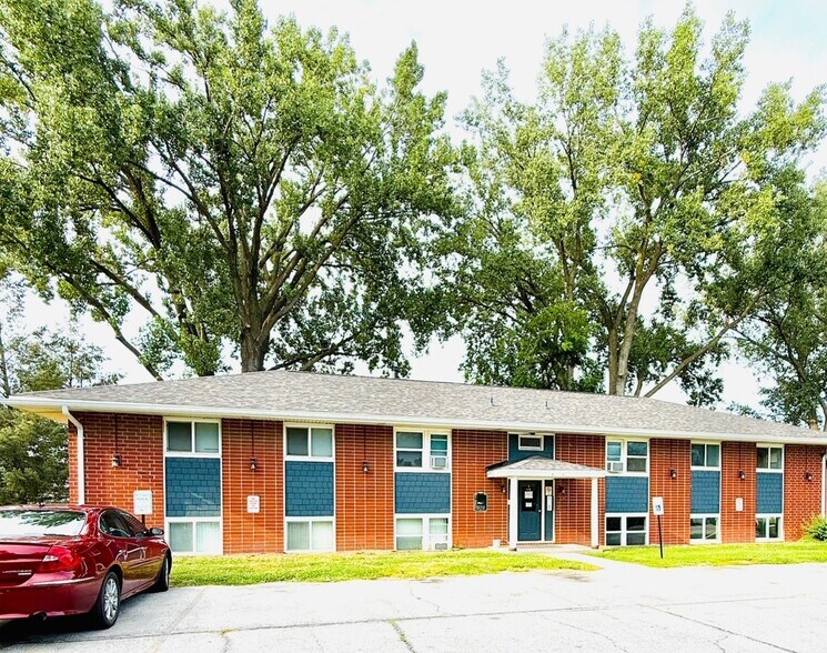 3315 E 15th St, Des Moines, IA à vendre - Photo de l’immeuble – Image 2 sur 41