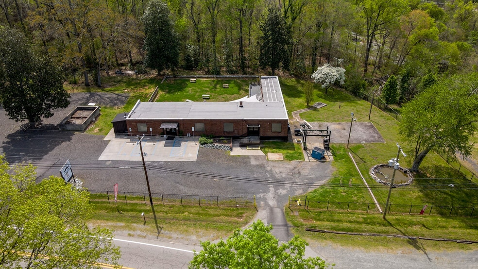 354 W Meadow Rd, Eden, NC à vendre - Aérien – Image 3 sur 21