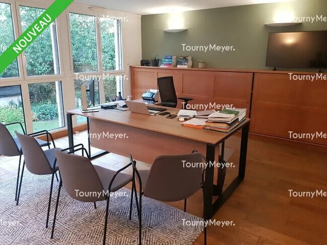 Plus de détails pour Bureau à louer