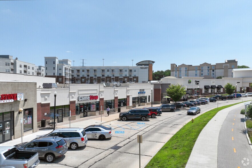 300 E State St, West Lafayette, IN à louer - Photo de l’immeuble – Image 3 sur 4