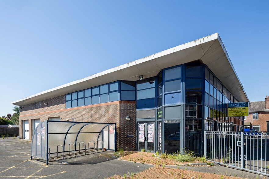 175 London Rd, Romford à louer - Photo principale – Image 1 sur 2