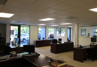 8 Digital Dr, Novato, CA à louer Photo intérieure– Image 2 sur 5