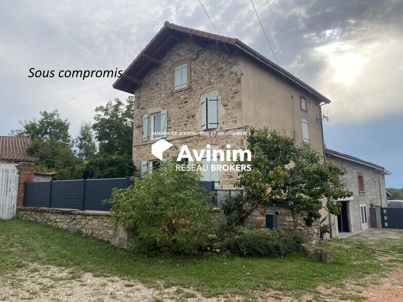 Local d'activités dans Neuville à vendre - Photo de l’immeuble – Image 1 sur 10