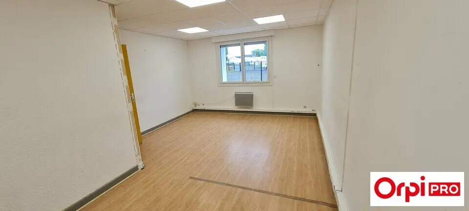 Bureau dans Trémuson à louer - Photo intérieure – Image 3 sur 5