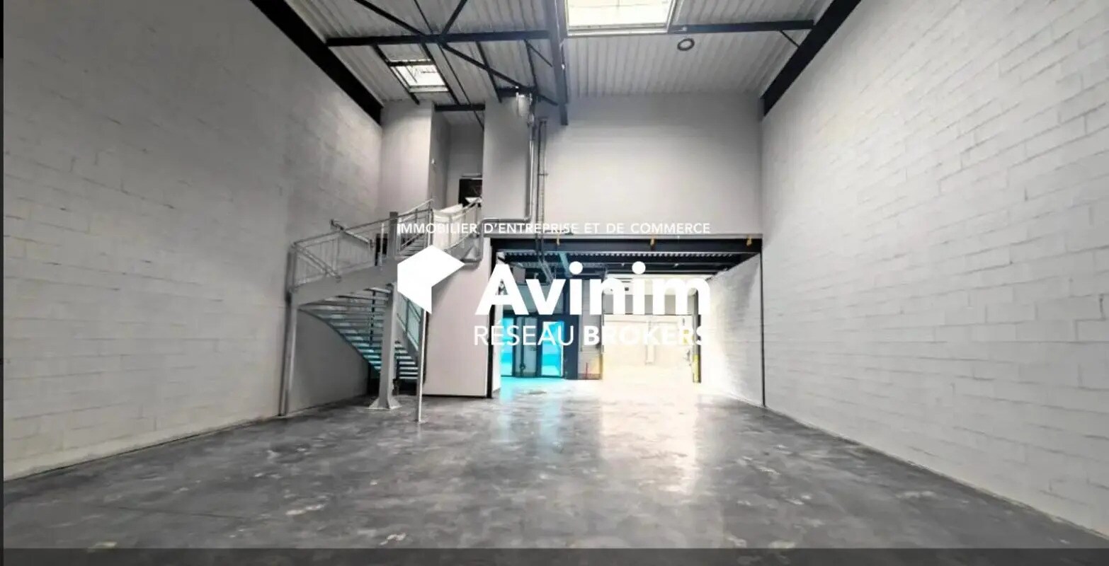 Industriel/Logistique dans Courtry à vendre Photo intérieure– Image 1 sur 7