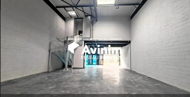 Plus de détails pour Industriel/Logistique à vendre
