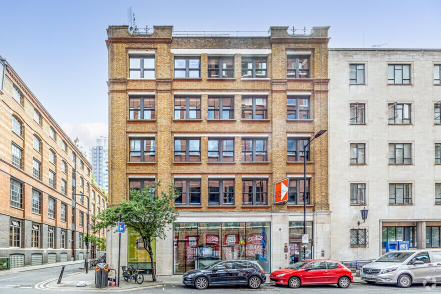 8 Shepherdess Walk, Londres à louer - Photo de l’immeuble – Image 3 sur 18