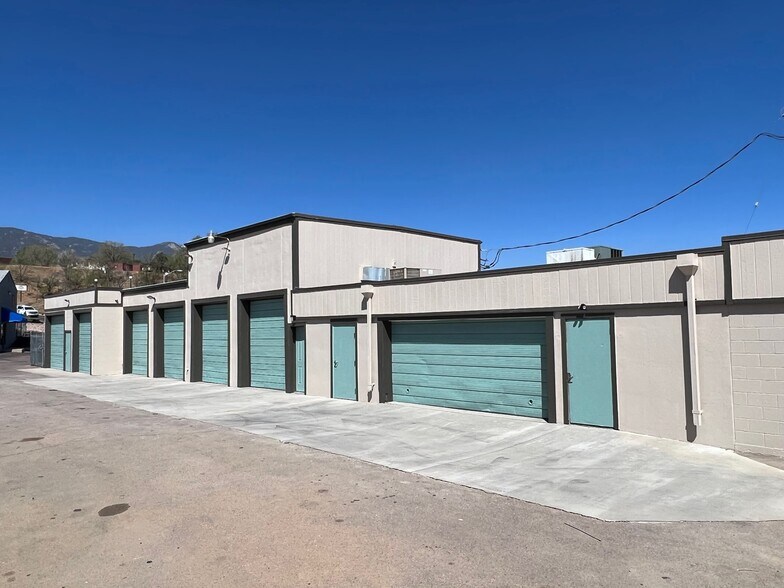 845 W Moreno Ave, Colorado Springs, CO à vendre - Photo de l’immeuble – Image 1 sur 28