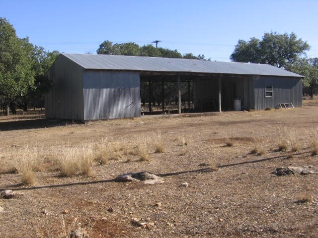 676 Old River Xing, Johnson City, TX à vendre Photo principale– Image 1 sur 37