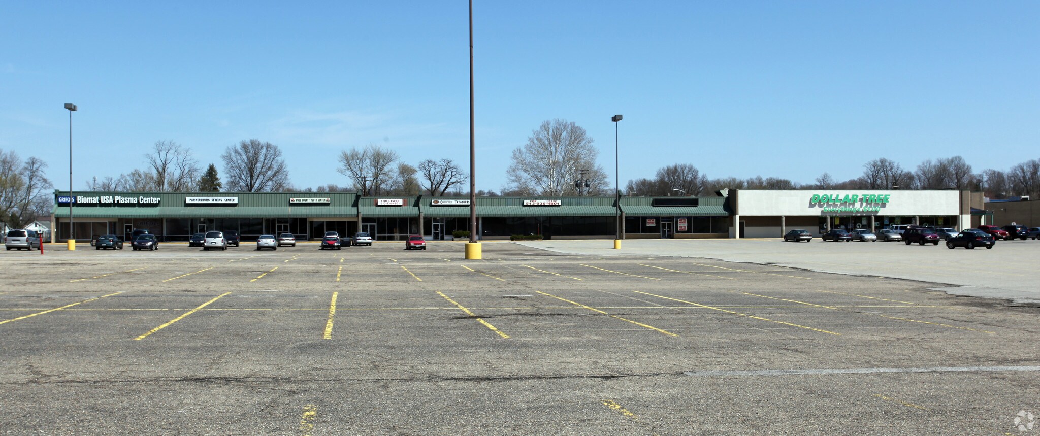 180 Park Center Dr, Parkersburg, WV à louer Photo de l’immeuble– Image 1 sur 3