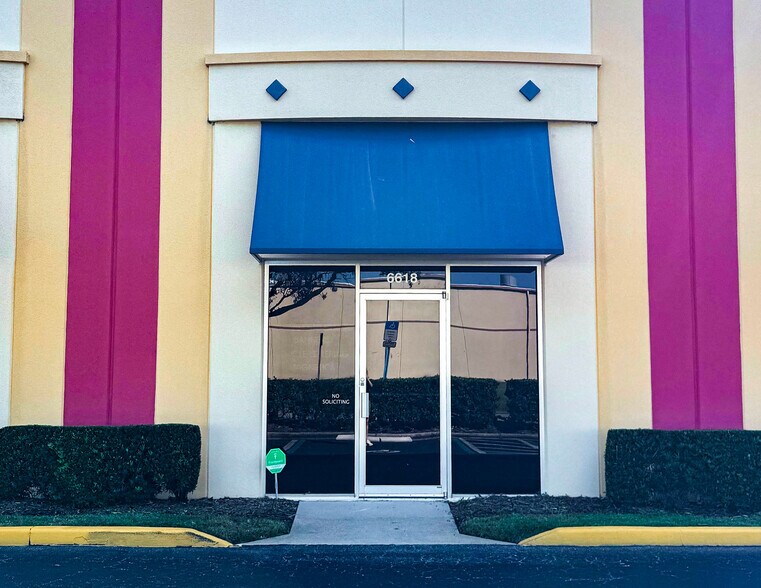 6600-6626 Kingspointe Pky, Orlando, FL à louer - Photo de l’immeuble – Image 2 sur 13