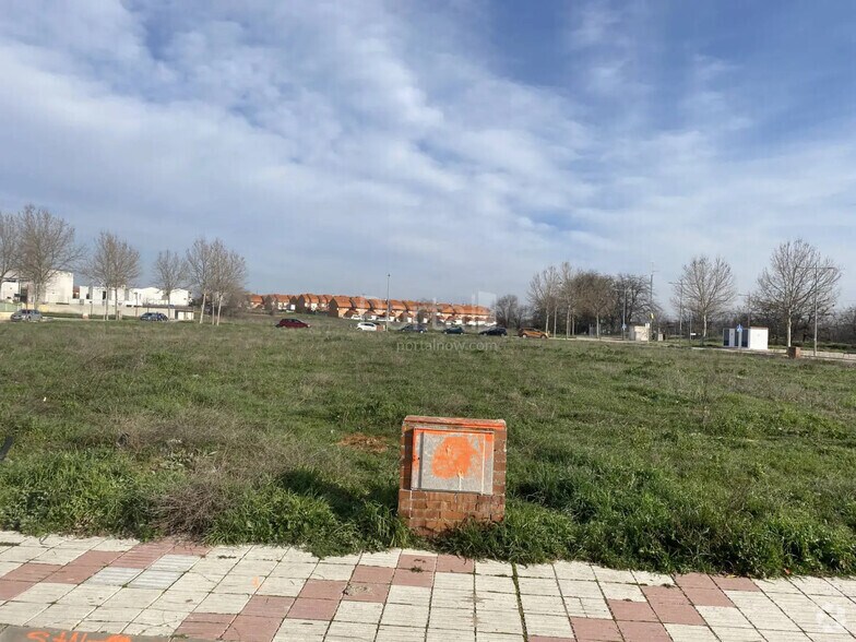 Terrain dans Yunquera de Henares, Guadalajara à vendre - Photo de l’immeuble – Image 3 sur 5