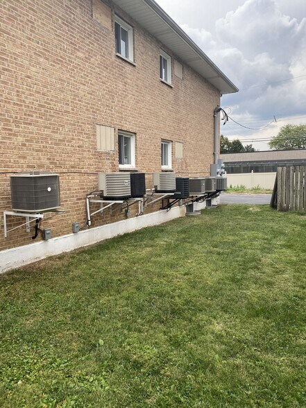 7412-7418 Olian Dr, Hazelwood, MO à vendre - Photo de l’immeuble – Image 2 sur 56