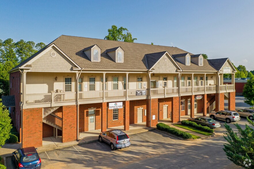 Woodstock Holly Spgs, Canton, GA à louer - Photo de l’immeuble – Image 3 sur 11
