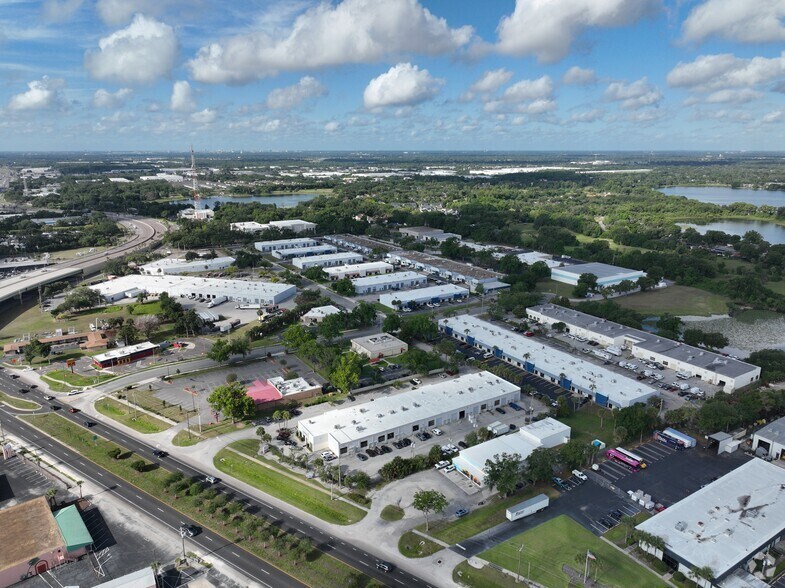 3443-3479 Parkway Center Ct, Orlando, FL à louer – Image 2 sur 15