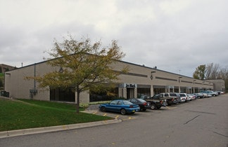 Plus de détails pour 25 Cliff Rd W, Burnsville, MN - Local d'activités à louer