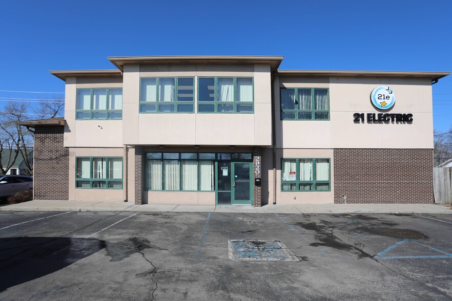 2920 Shelby St, Indianapolis, IN à louer - Photo de l’immeuble – Image 1 sur 96