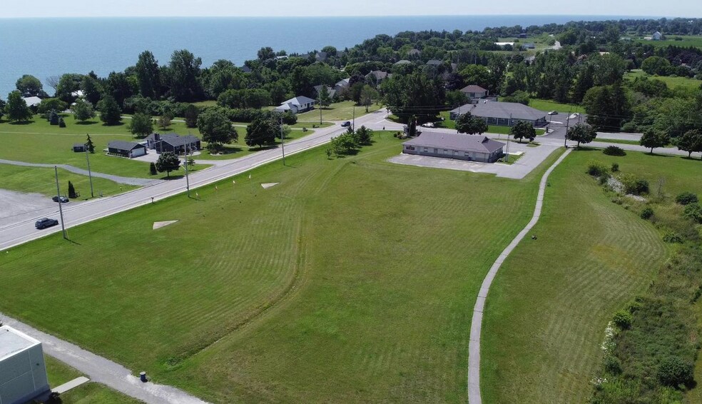488 Wellington Main St, Prince Edward, ON à vendre - Photo de l’immeuble – Image 3 sur 5