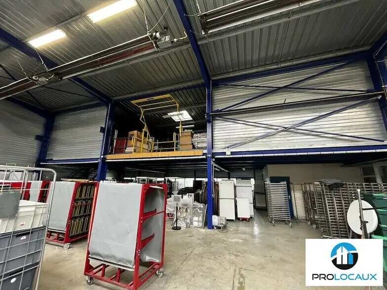 Local d’activités dans Lacroix-Saint-Ouen à louer - Photo de l’immeuble – Image 3 sur 5