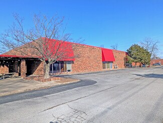 Plus de détails pour 2001 W Main St, Carbondale, IL - Bureau à louer