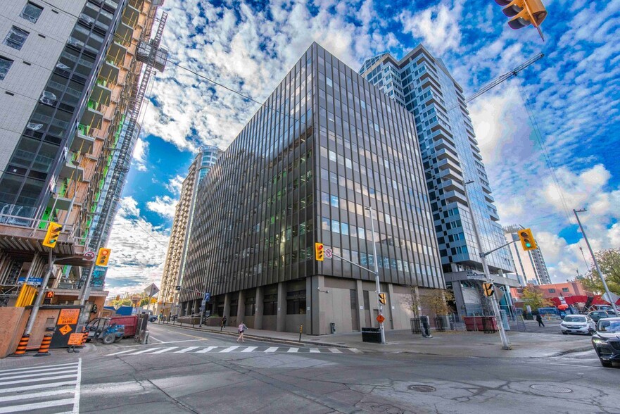 400 Cumberland St, Ottawa, ON à louer - Photo de l’immeuble – Image 1 sur 5