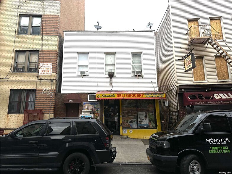 167 E 205th St, Bronx, NY à vendre - Photo de l’immeuble – Image 1 sur 2