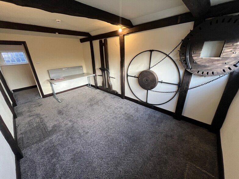39 Bell St, Sawbridgeworth à louer - Photo de l’immeuble – Image 3 sur 3
