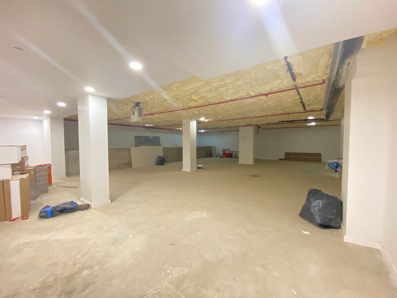 37-32 89th St, Flushing, NY à vendre - Photo intérieure – Image 3 sur 9