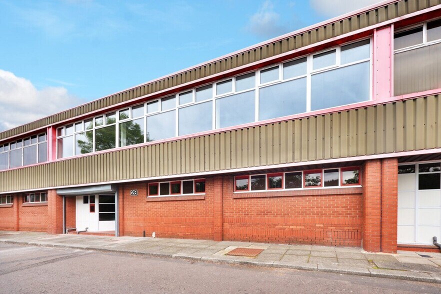 24-36 Hawbank Rd, East Kilbride à louer - Photo de l’immeuble – Image 1 sur 4