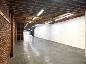824 Wall St, Los Angeles, CA à louer Photo intérieure– Image 2 sur 10