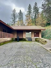 13034 Bitney Springs Rd, Nevada City, CA à louer Photo intérieure– Image 1 sur 13