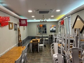 Local commercial dans Madrid, Madrid à louer Photo intérieure– Image 2 sur 5