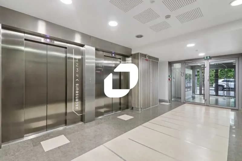 28 Rue Palloy, Clichy à vendre - Hall d’entrée – Image 2 sur 8
