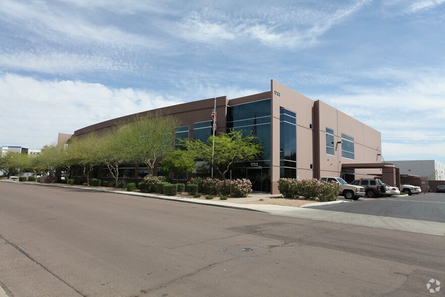 1733 W Parkside Ln, Phoenix, AZ à louer - Photo principale – Image 1 sur 3