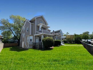 Plus de détails pour 1040 McBride St, Far Rockaway, NY - Logement à vendre