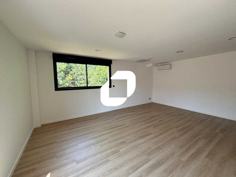 27 Rue Sainte Barbe, Sainte-Foy-lès-Lyon à louer - Photo intérieure – Image 2 sur 8