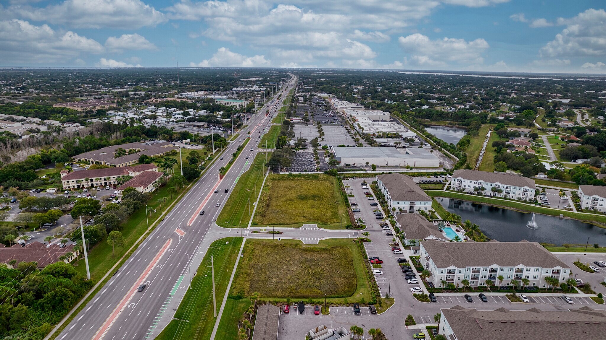9851 S US Hwy 1, Port Saint Lucie, FL à louer Photo principale– Image 1 sur 7