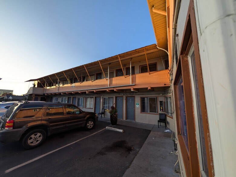 5425 San Pablo Ave, Emeryville, CA à vendre - Photo de l’immeuble – Image 2 sur 3