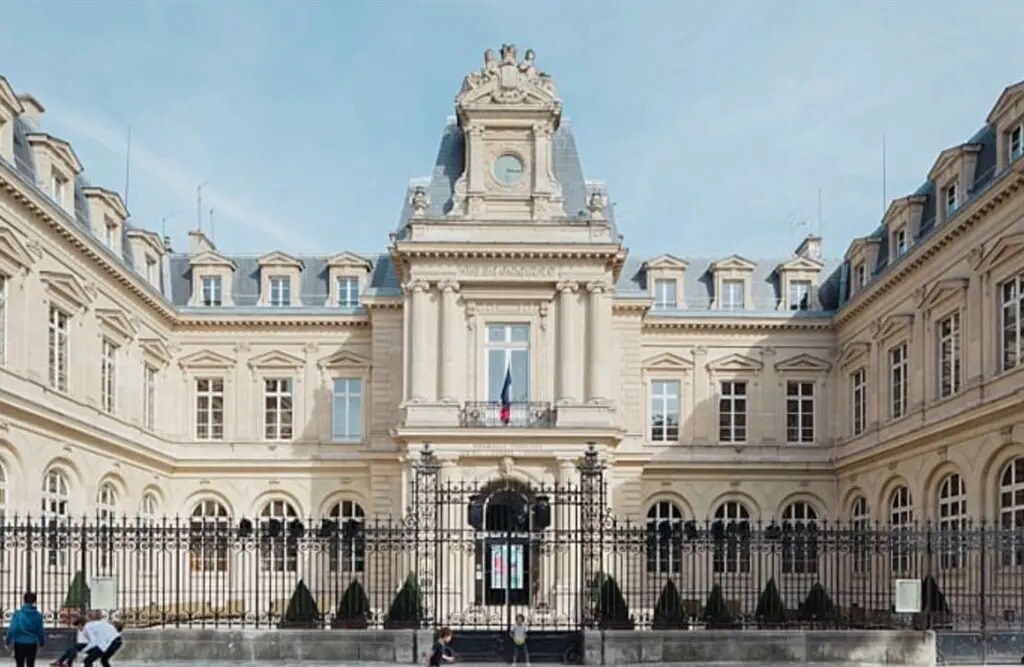 Local commercial dans Paris à louer Photo de l’immeuble– Image 1 sur 8