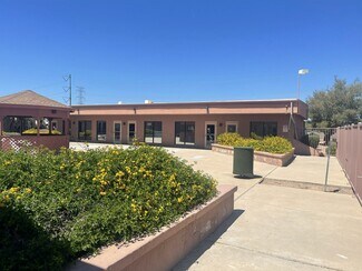 Plus de détails pour 3400 N Dobson Rd, Chandler, AZ - Local commercial à louer