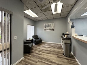 6502-6564 E Carondelet Dr, Tucson, AZ à louer Photo intérieure– Image 1 sur 20