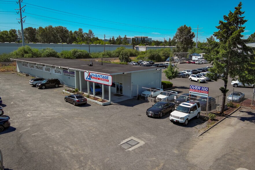 7408 S 212th St, Kent, WA à louer - Photo de l’immeuble – Image 2 sur 12