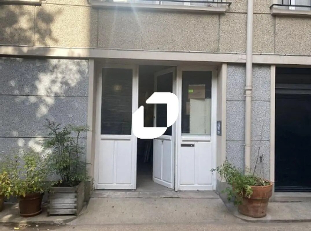 Bureau dans Paris à vendre Photo de l’immeuble– Image 1 sur 4