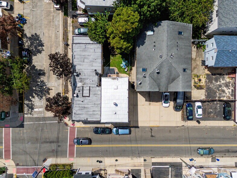 163 Front St, Secaucus, NJ à vendre - Photo de l’immeuble – Image 2 sur 38