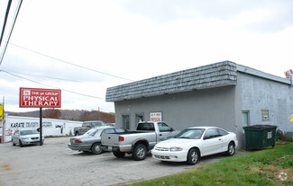 Plus de détails pour 3014 Leechburg Rd, New Kensington, PA - Bureau à vendre