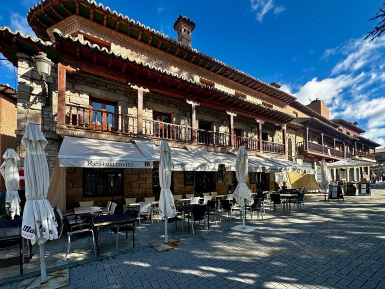 Plaza Adolfo Suárez, 10, Manzanares el Real, Madrid à vendre - Photo principale – Image 1 sur 13